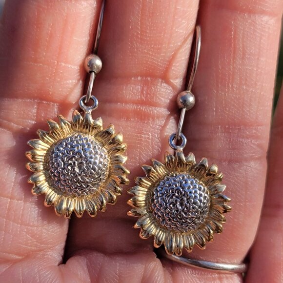 Jewelry - Sterling silver 925 gold boho hippie flower child sunflower earrings